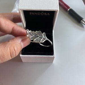 Pandora ring